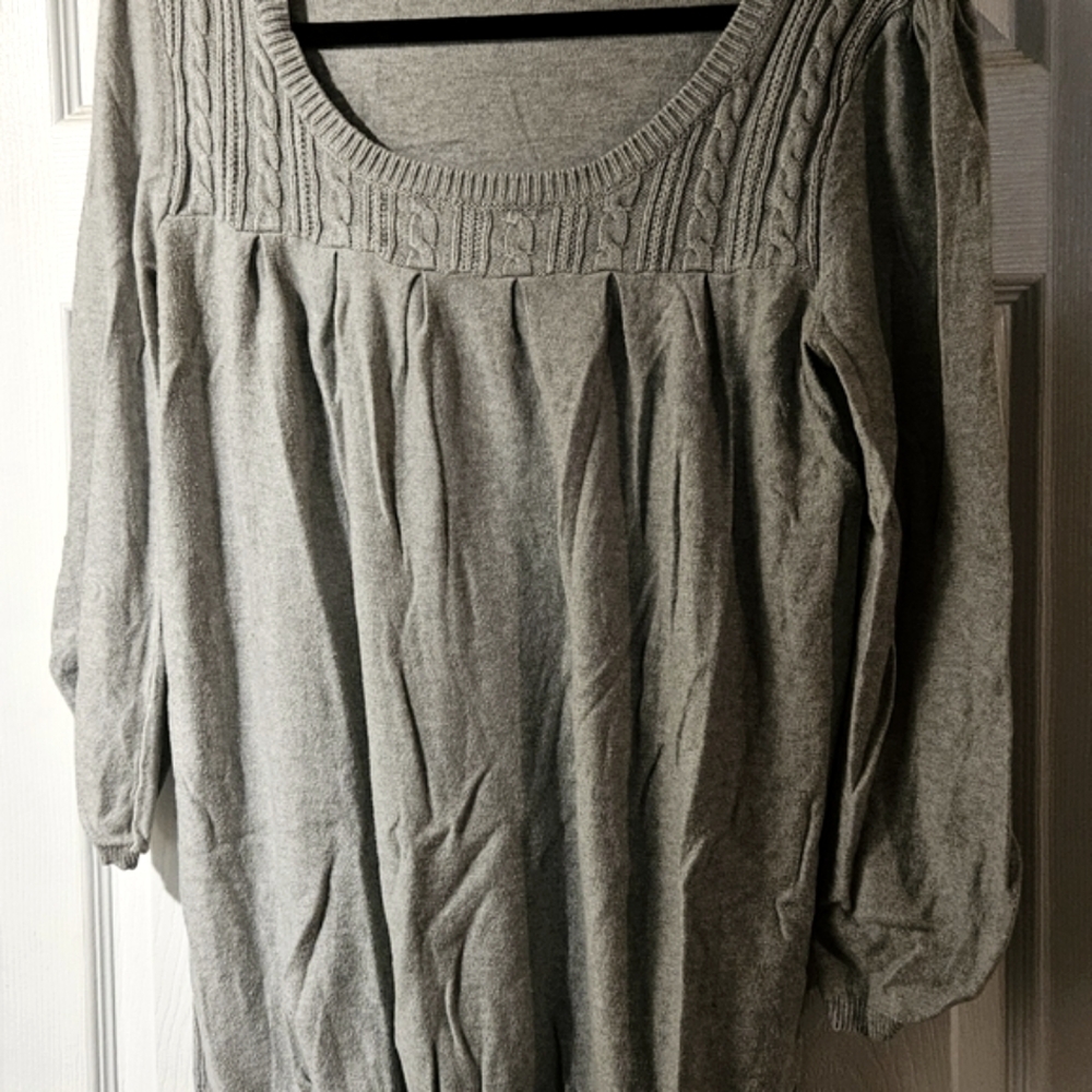 Gray Cable Knit Lightweight Sweater